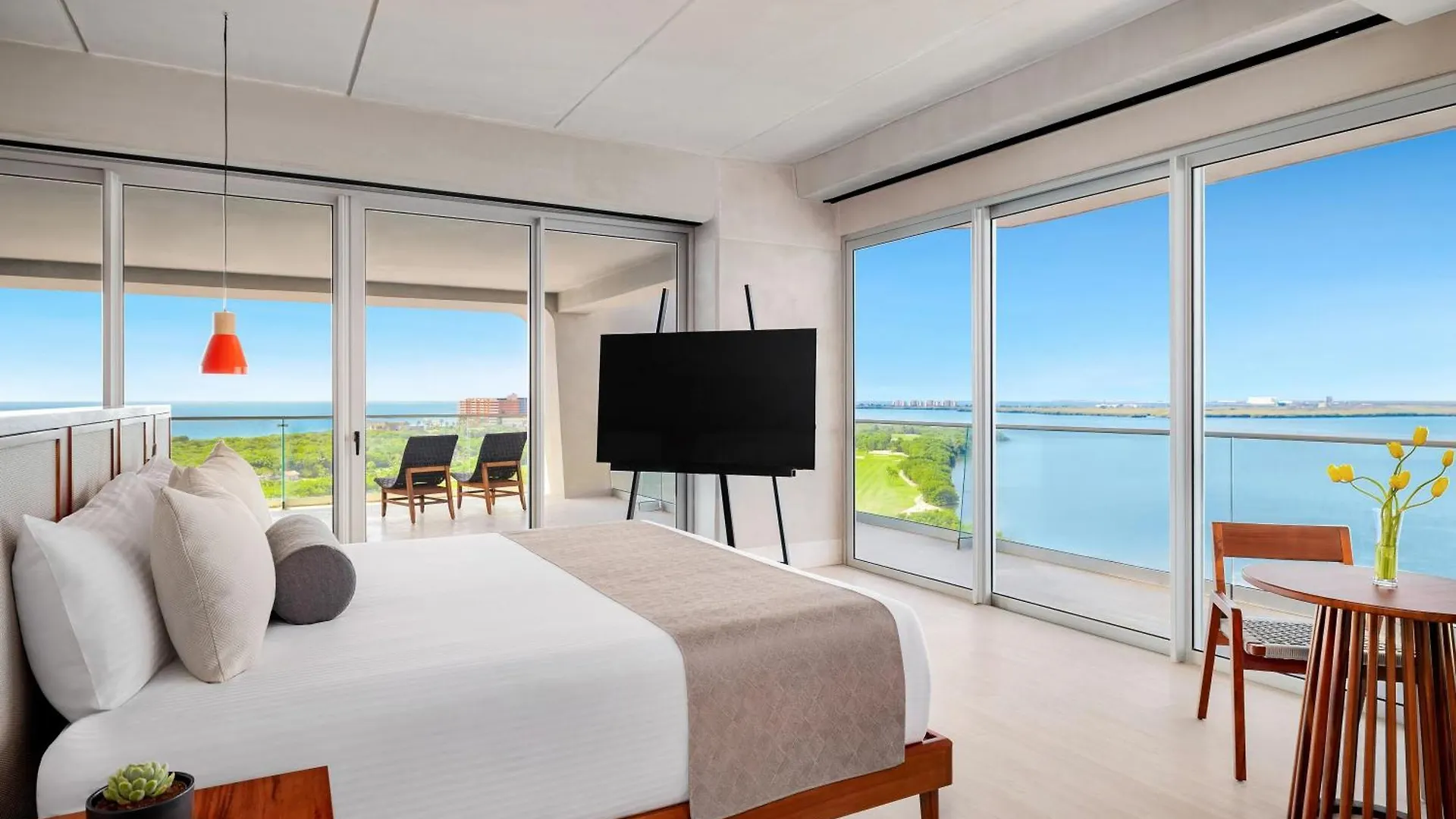 Hyatt Vivid Grand Island Cancun (Adults Only) 5*,  墨西哥